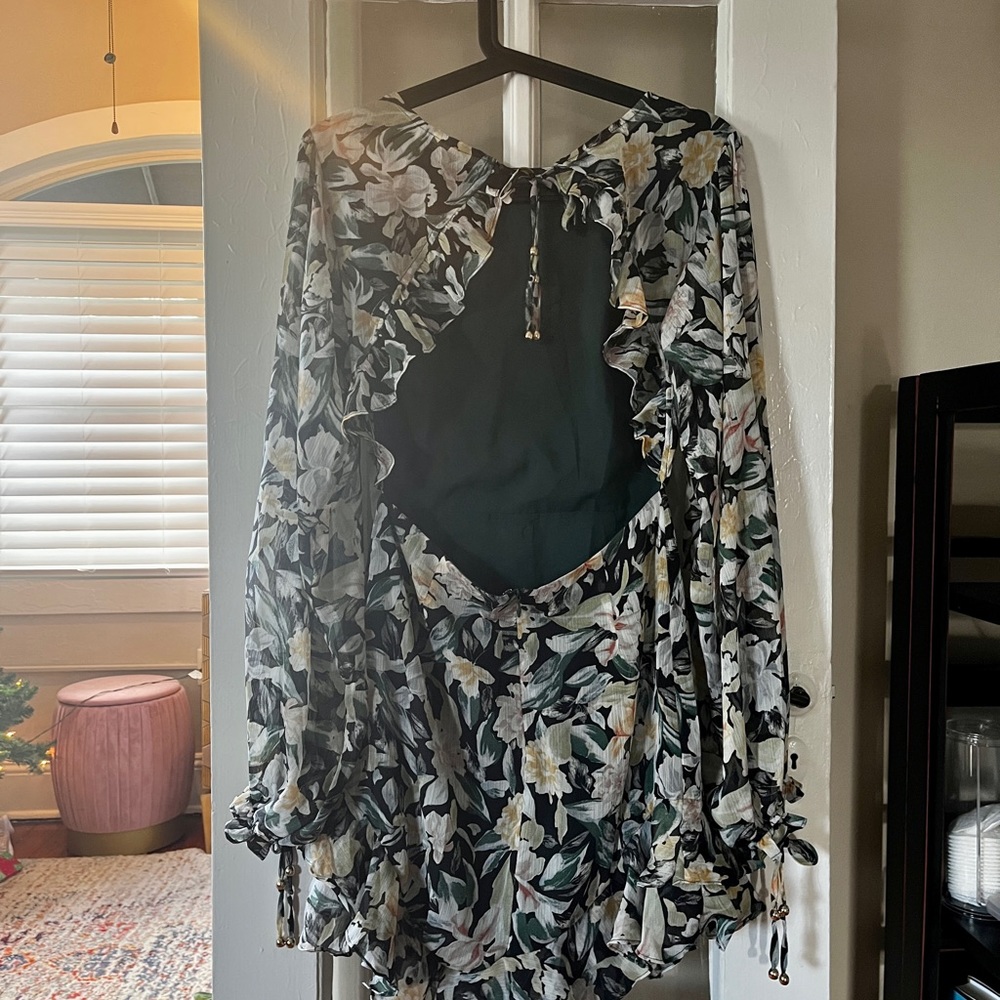 Floral Open Back Mini Dress - Picture 3 of 6